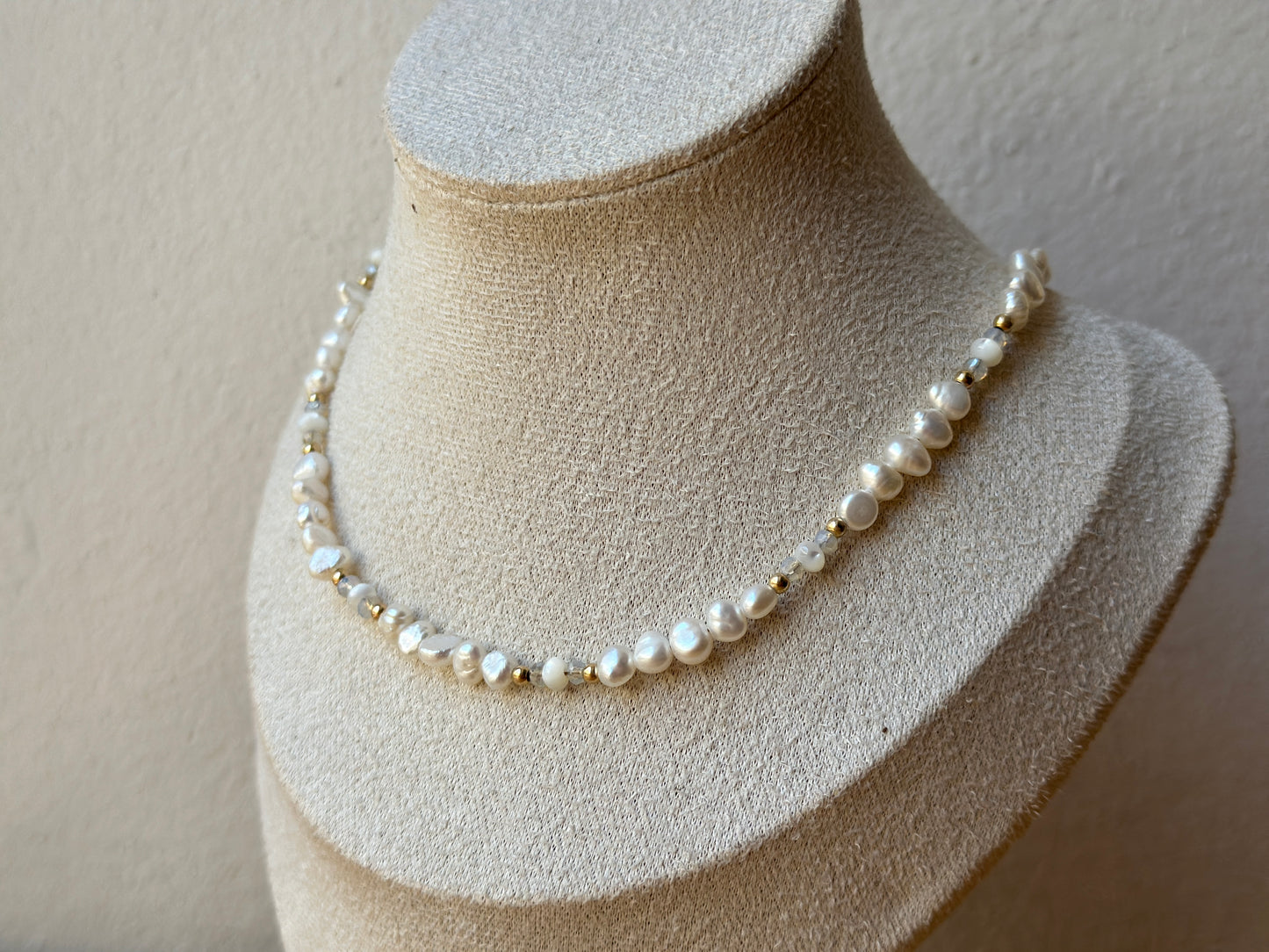 Aline pearl necklace