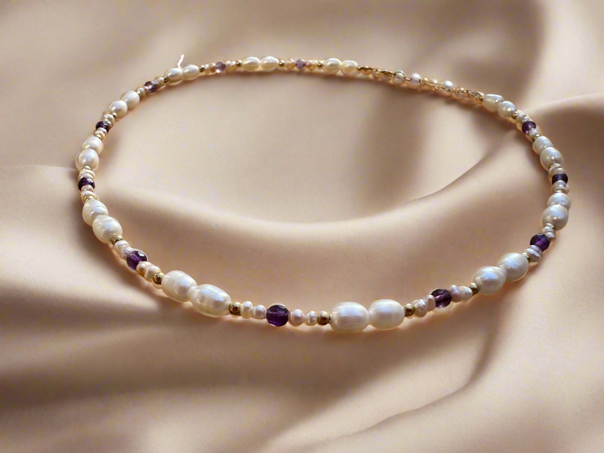 Lilian pearl necklace