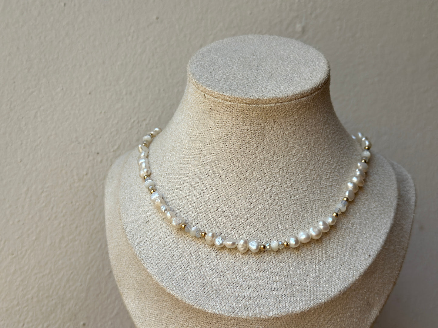 Aline pearl necklace