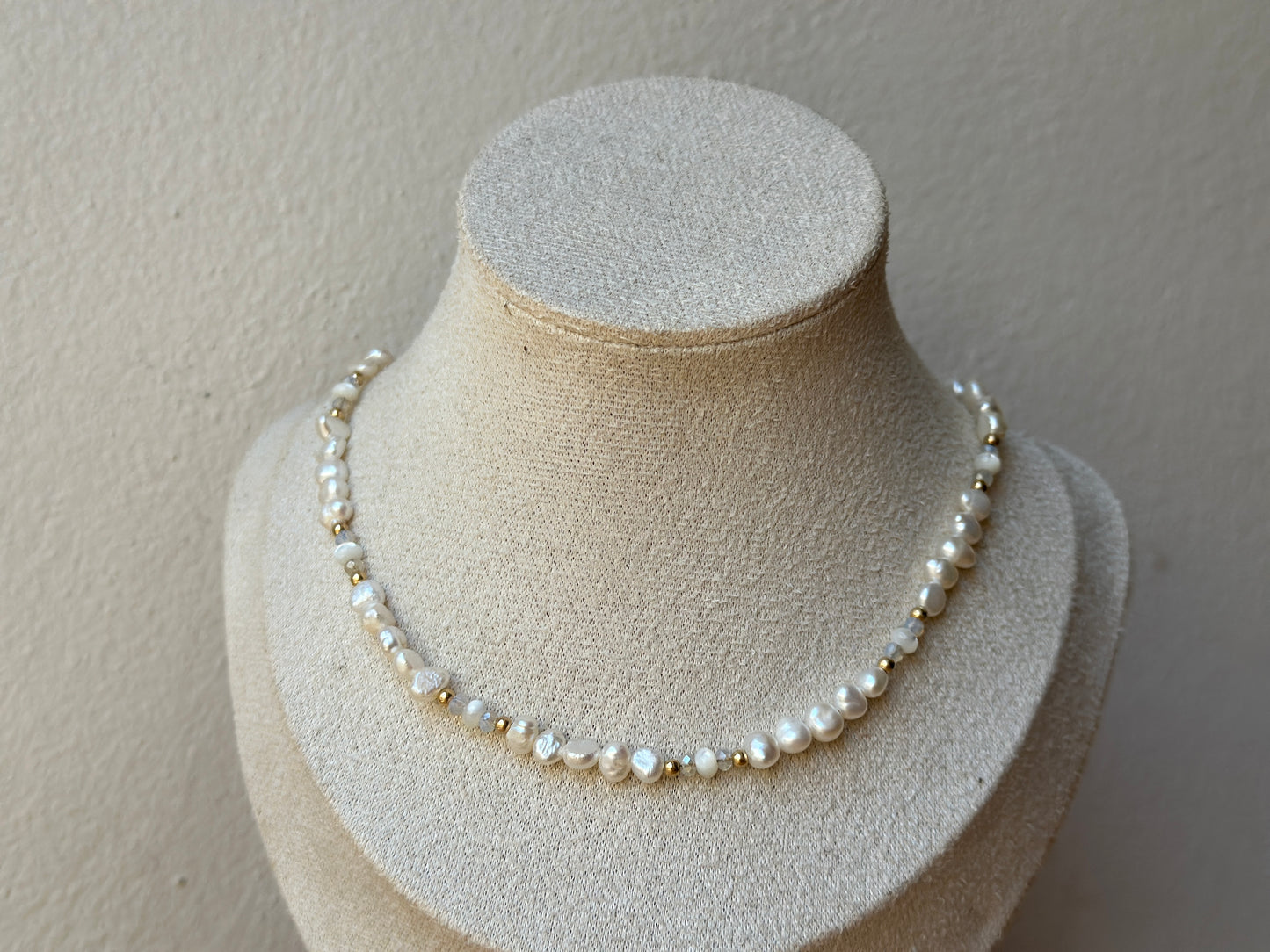 Aline pearl necklace