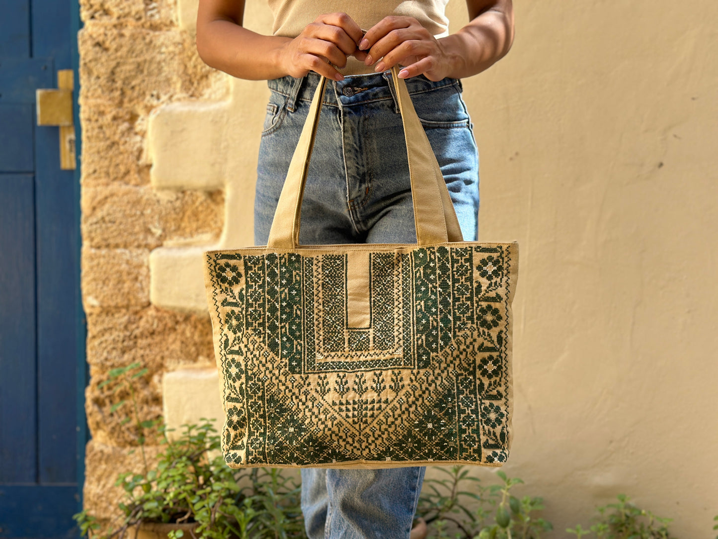 Hand Embroidered Handbag - Forest Green